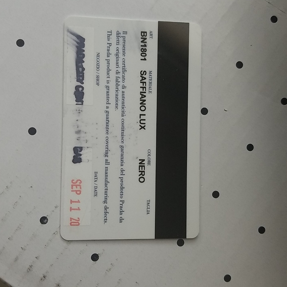 Prada Saffiano Lux - Picture 3 of 3